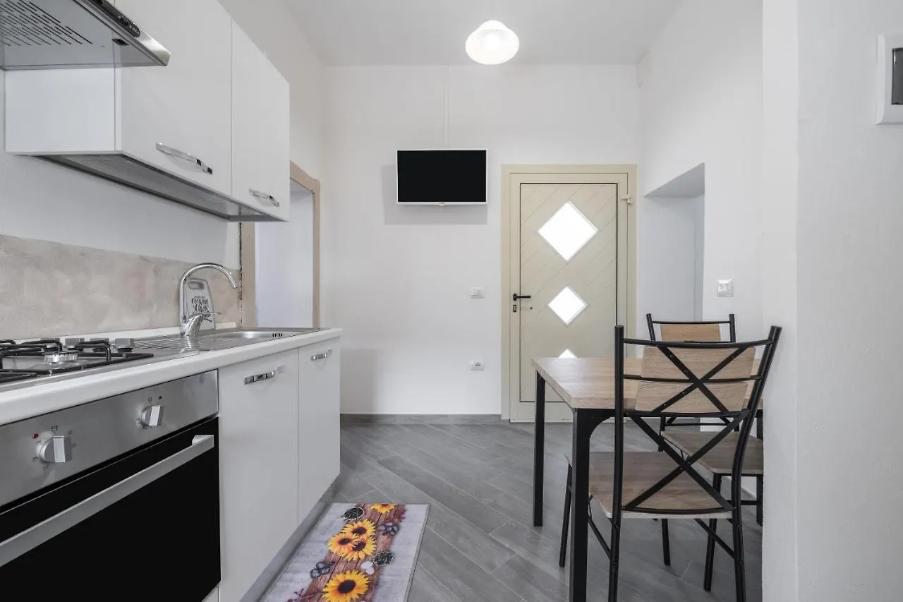 فيلا Casa Claudia بلدية آسميني بيت للعطل